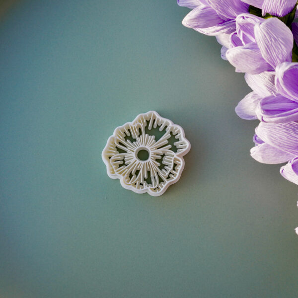 Clay Cutter #16 Poppy