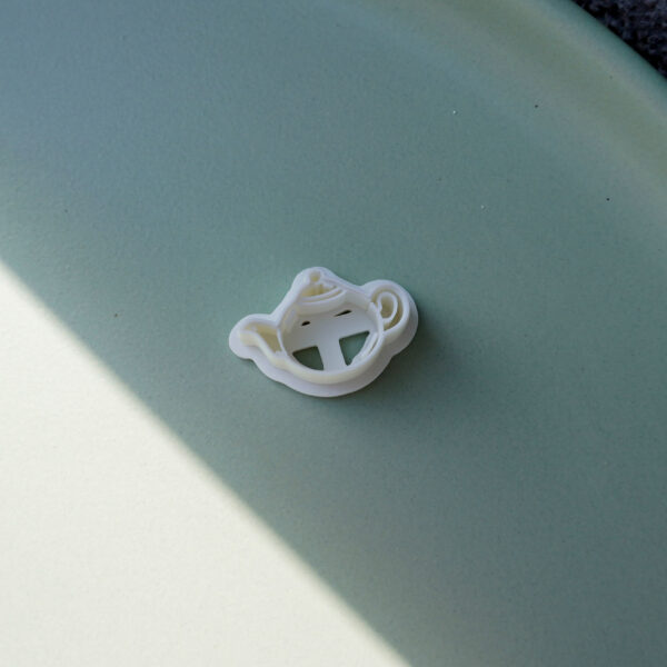 Clay Cutter #222 Teapot - imagine 2