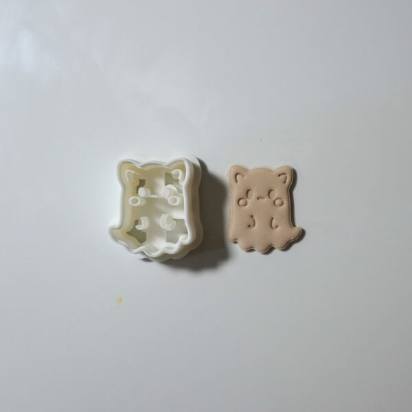 Clay Cutter #205 Cat Ghost