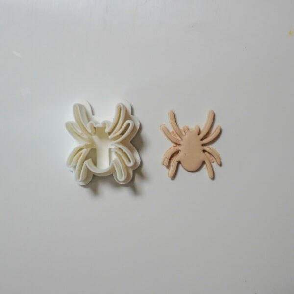 Clay Cutter #208 Spider