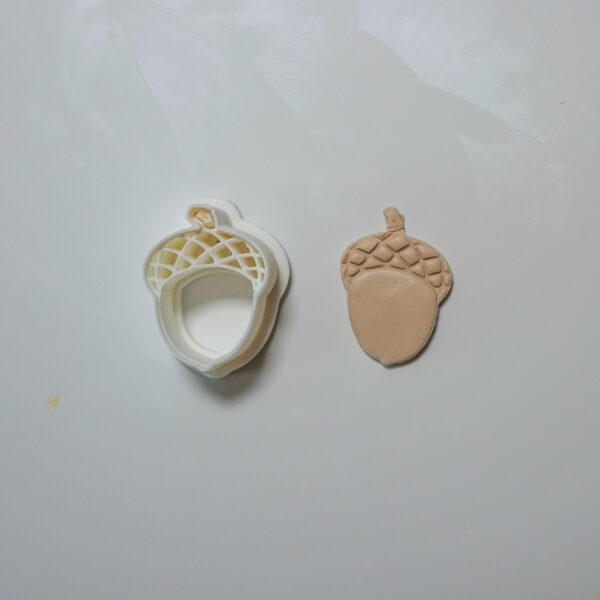 Clay Cutter #216 Acorn