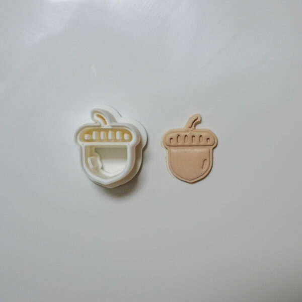 Clay Cutter #190 Acorn