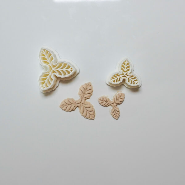 Clay Cutter Set #238 Holly