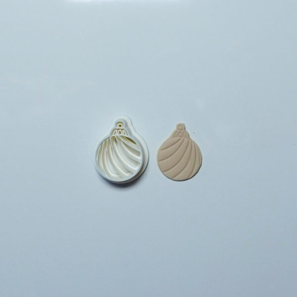 Clay Cutter #253 Christmas Bauble - imagine 2