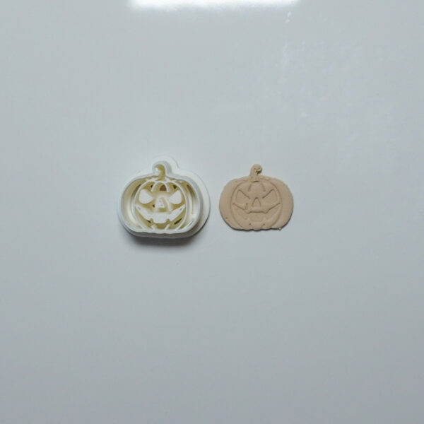 Clay Cutter #266 Pumpkin Jack-o-Lantern Halloween
