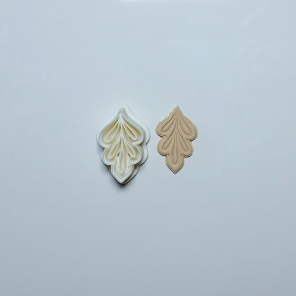 Clay Cutter #294 Leaf