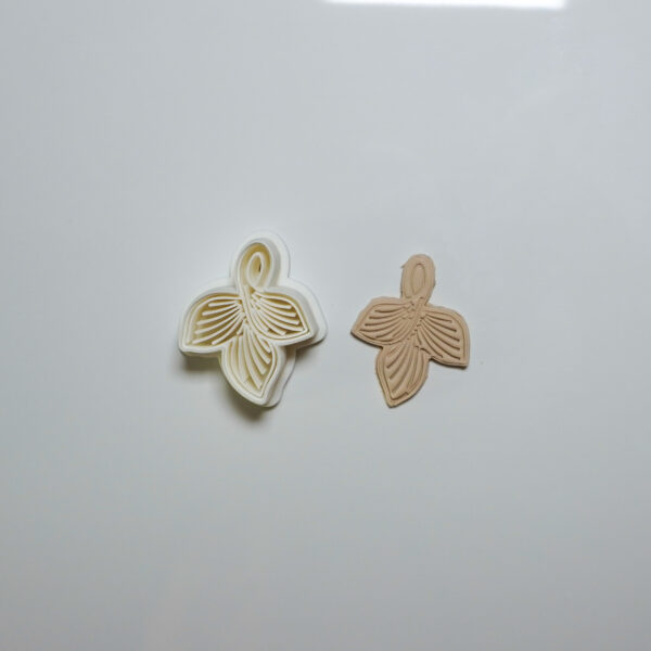 Clay Cutter #284 Leaves