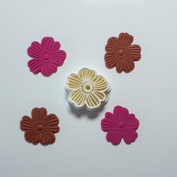 Clay Cutter #339 Flower