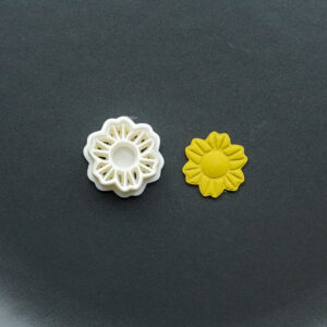 Clay Cutter #19 Flower